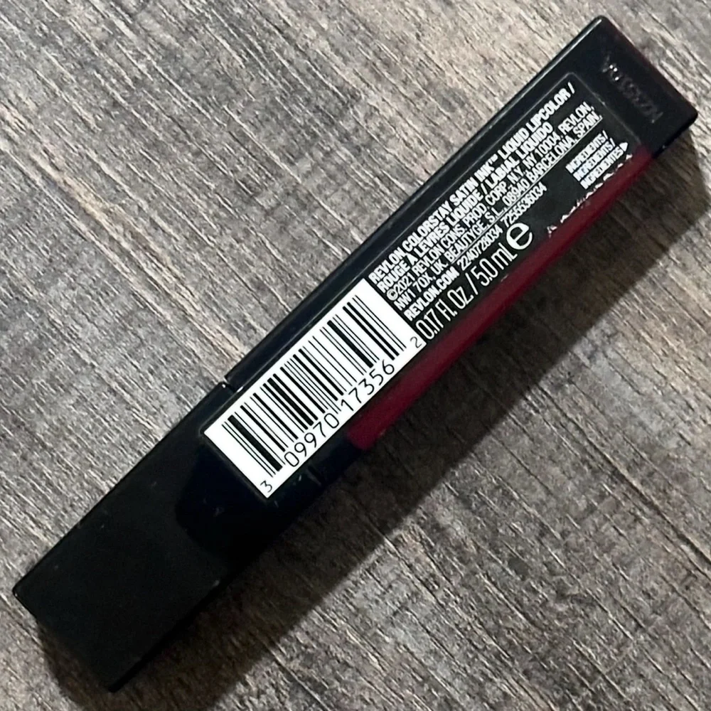 💞 New Revlon ColorStay Satin Ink Crown Jewels Liquid Lipstick in Regal Ruby
